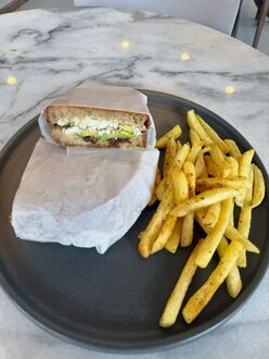 Avokado Tava Tost görseli