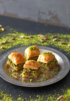 Fıstıklı Baklava (2 Dilim) görseli