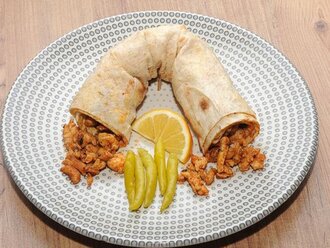 Tavuk Tantuni Dürüm Patates Kızartması (150 Gr ) ,Ayran (17 Cl ) görseli