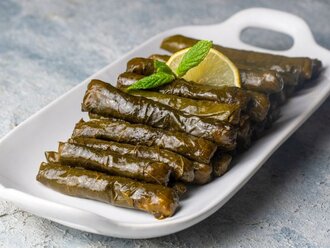 Zeytinyağlı Yaprak Sarma(salçalı-sebzeli) görseli