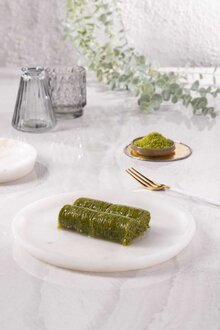 Fıstıklı Dürüm Baklava (1Kg) görseli