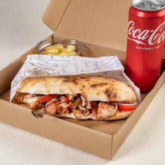 Gobit Ekmek Arası Tavuk Şiş & Colalı Menü görseli