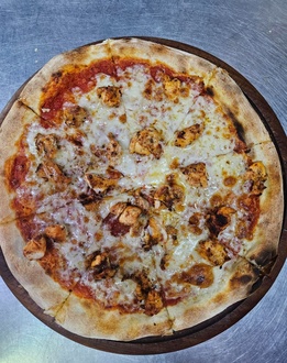 Tavuklu Pizza görseli