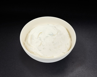 Dereotlu Süzme Yoğurt görseli