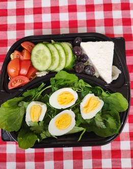 Yumurtalı Kahvaltı Tabağı görseli
