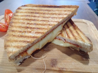 Süper Karışık Tost görseli