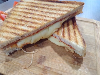 Double Kaşarlı Tost görseli