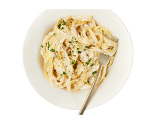 Fettuccine Alfredo görseli