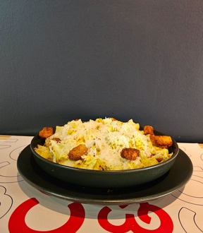 Coni Sezar Salata görseli