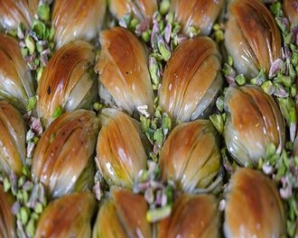 Fıstıklı Midye Baklava (1 Kg.) görseli