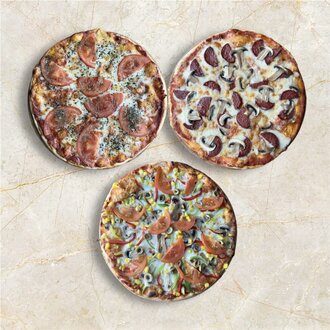 3'Lü Pizza (Büyük Boy) görseli