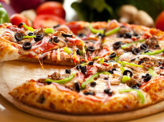 Karışık Pizza (Büyük Boy) görseli