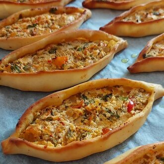 Peynirli Kayık Pide görseli
