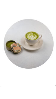Matcha Berry Latte görseli