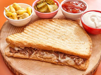 Kavurmalı Tost Menü 2 görseli