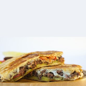 Kavurmalı Kaşarlı Tost görseli