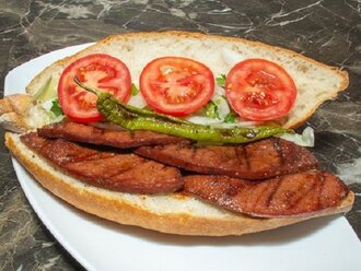 Ekmek Arası Sucuk görseli