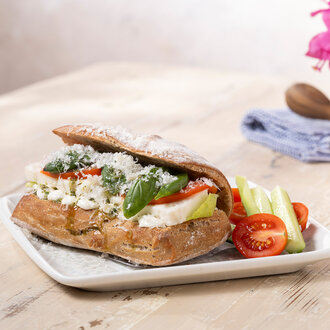 Peynirli Cıabatta Sandviç görseli