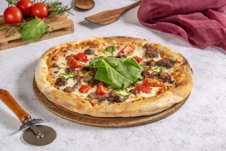 Kavurmalı Pizza görseli