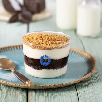 Çilekli Magnolia Kup görseli