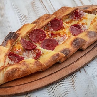 Sucuklu Kaşarlı Pide görseli