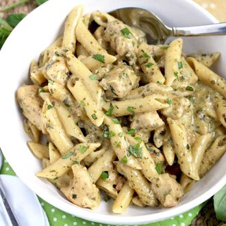Tavuklu Alfredo Soslu Penne görseli