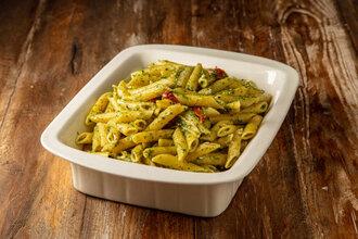 Pesto Soslu Tavuklu Penne görseli