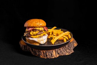Triple Burger görseli