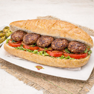 Ekmek Arası Akçaabat Köfte görseli