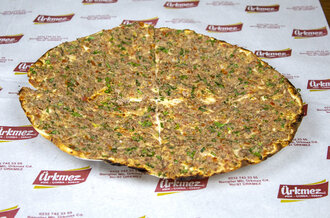 Lahmacun görseli