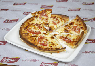 Margherita Pizza (Orta Boy) görseli