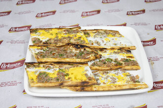 Çıtır Kıymalı & Yumurtalı Pide görseli