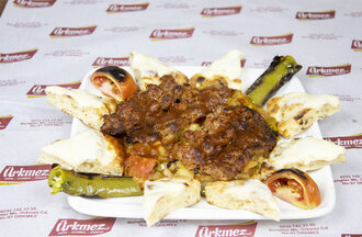 Yoğurtlu & Soslu Adana Kebap görseli