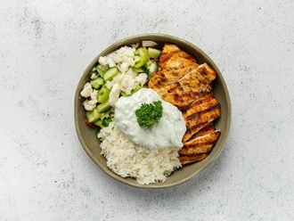 Kuru Cacıklı Tavuklu Bowl görseli