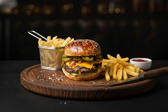 Atom Burger (Mexican Burger) görseli