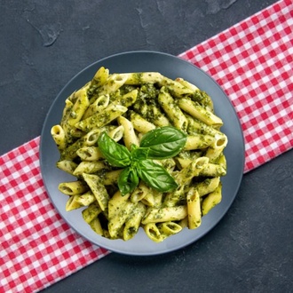 Pesto Soslu Tavuklu Penne görseli