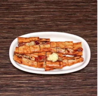 Sıcak Special Pide görseli