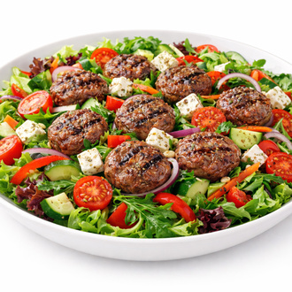 Köfteli Salata görseli