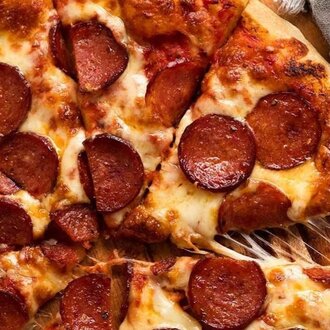 Pepperoni Pizza (Orta Boy) görseli