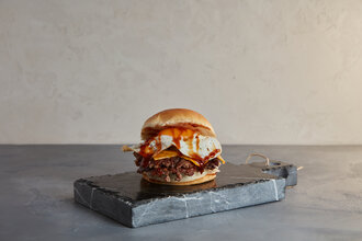 Smash Bbq Bacon Egg Burger görseli