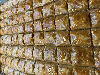 Cevizli Özel Baklava görseli