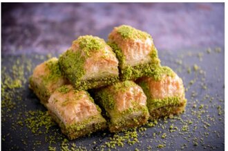 Fıstıklı Kuru Baklava (1 Kg. ) görseli