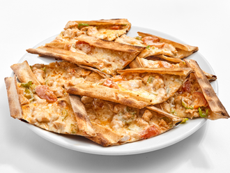 Tavuklu Kaşarlı Pide görseli