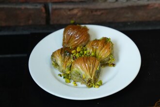 Maraş Usulü Antep Fıstıklı Baklava (500 Gr.) görseli