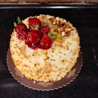 Meyveli Yaş Pasta (6 Kişilik) görseli