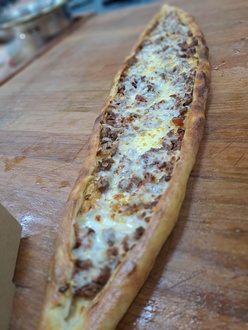 Açık Kuşbaşılı Pide görseli