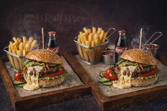 İkiz Hamburger & Coca Cola (200 Ml) görseli