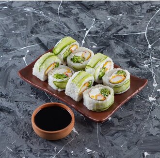 Fresh Chicken Sushi Roll 8 Adet görseli