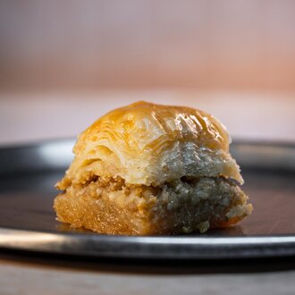 Cevizli Baklava (99 Dilim) görseli