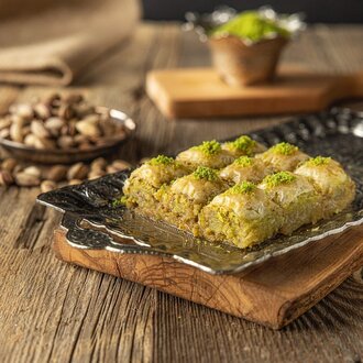 Fıstıklı Özel Baklava (500 G) görseli